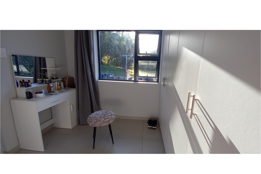 To Let 4 Bedroom Property for Rent in Westhill Western Cape